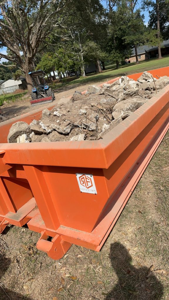 la waste solutions - 15 yard roll-off container